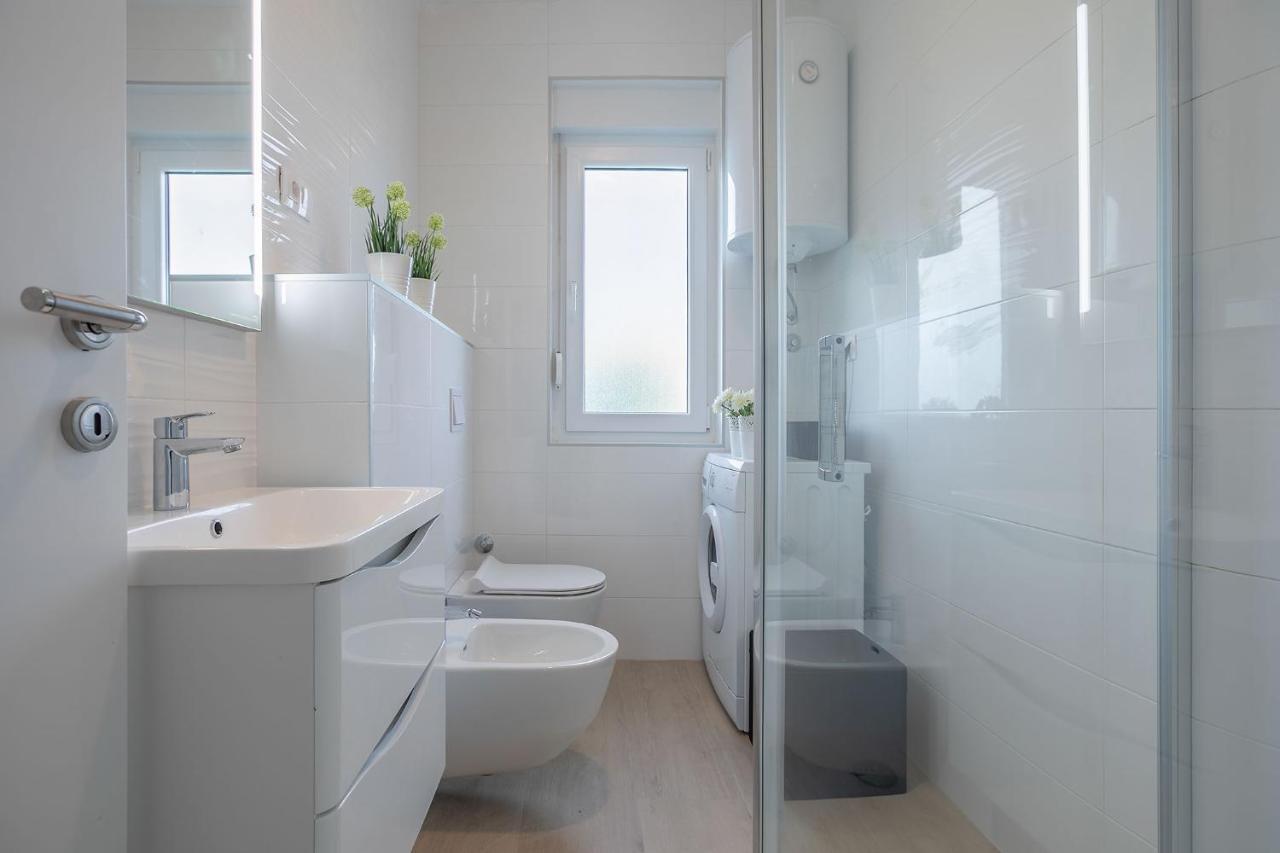 Premium 100m2 Sea View Apartment