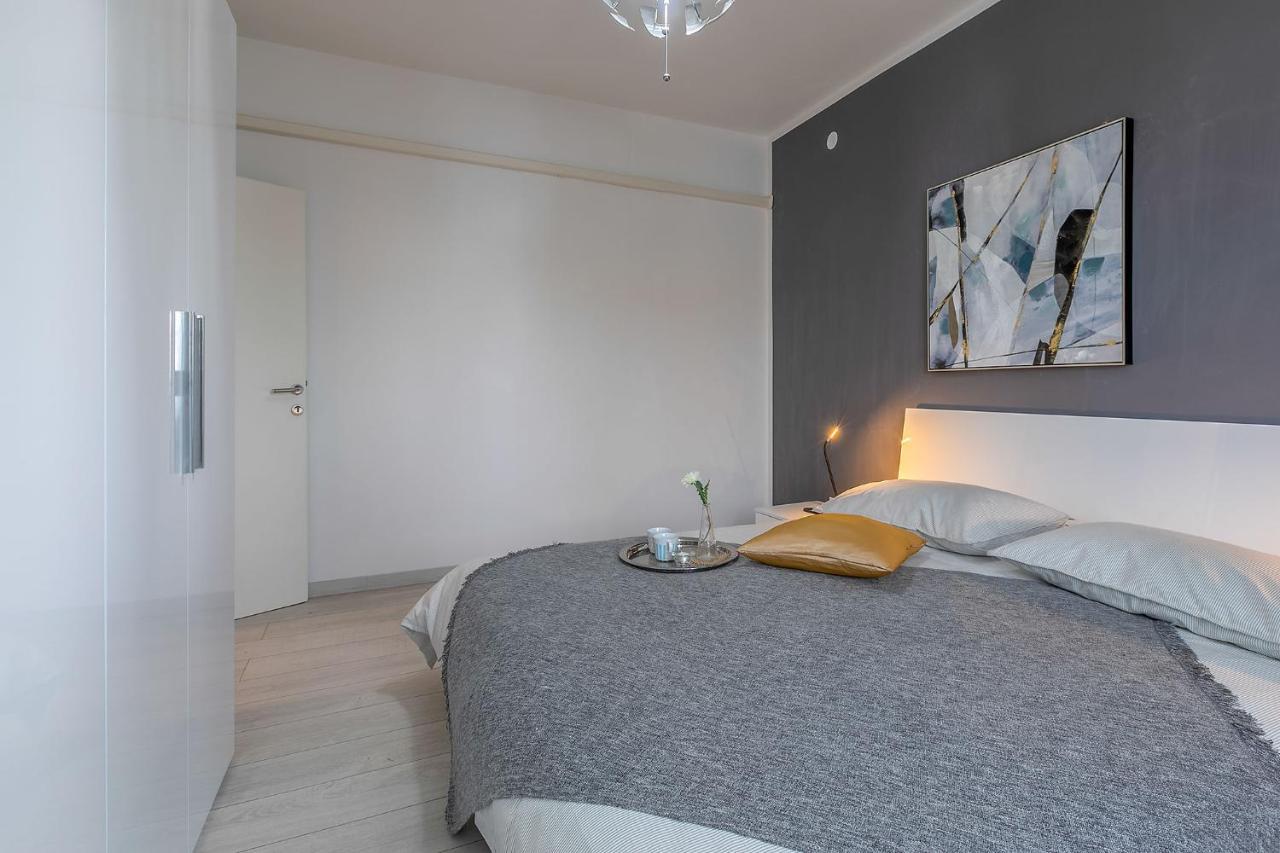 Premium 100m2 Sea View * Liznjan